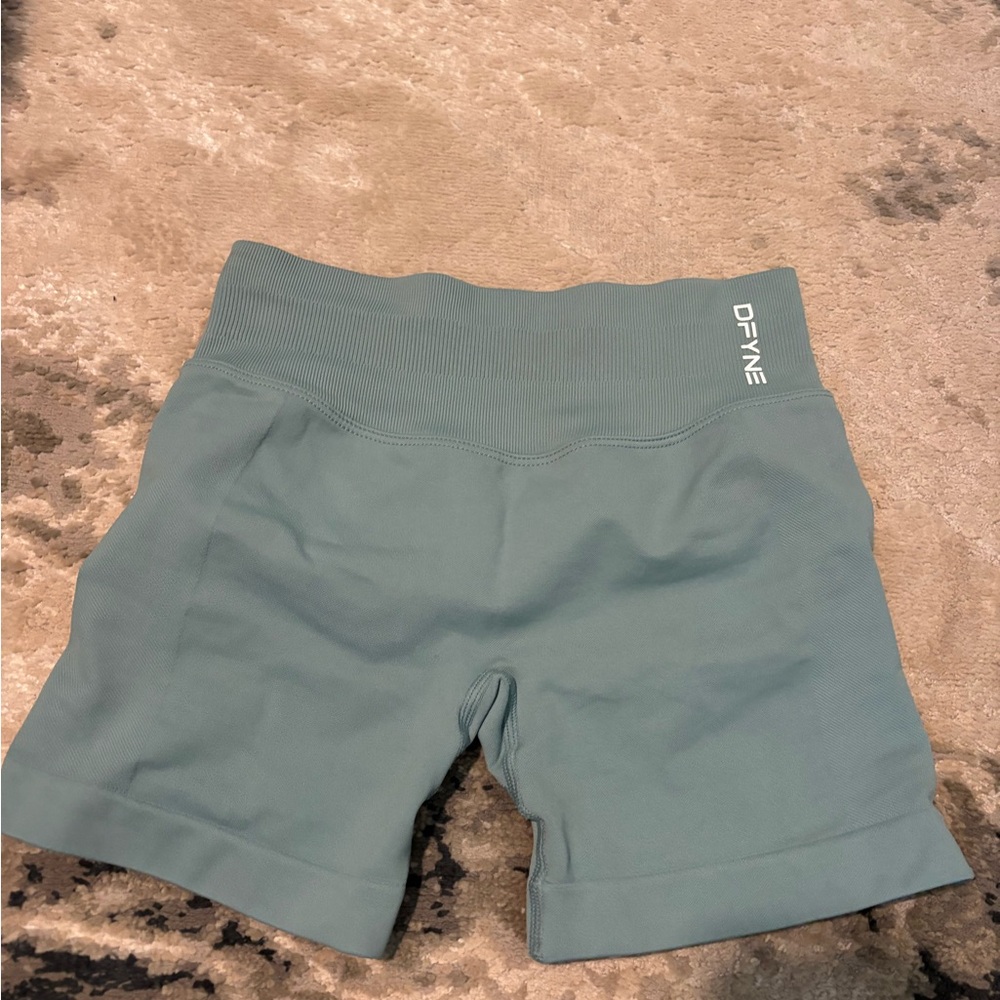 DFYNE shorts